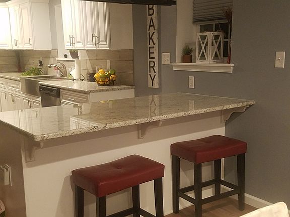 6 ft granite breakfast bar 