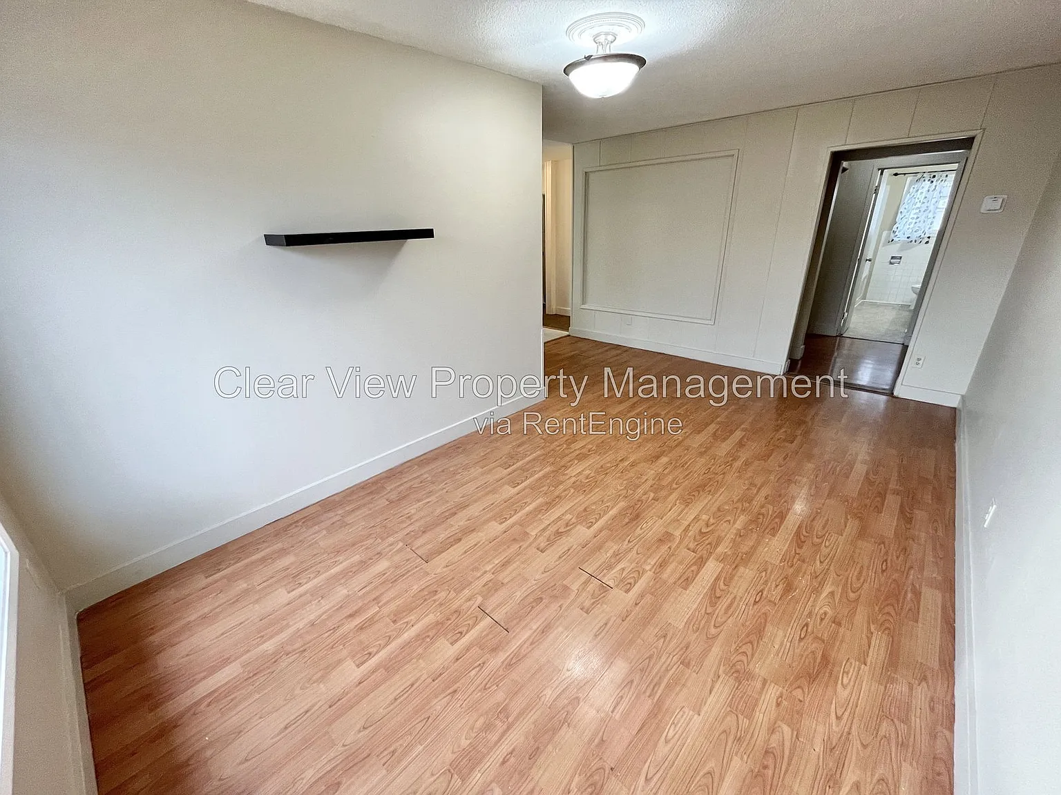 4 bed, 2.0 bath, 1400 sqft, $1,899 — Photo 4