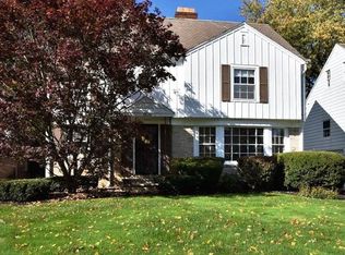 3626 Stoer Rd, Shaker Heights, OH 44122