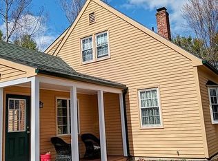 16 Fairway Heights Rd, Center Harbor, NH 03226