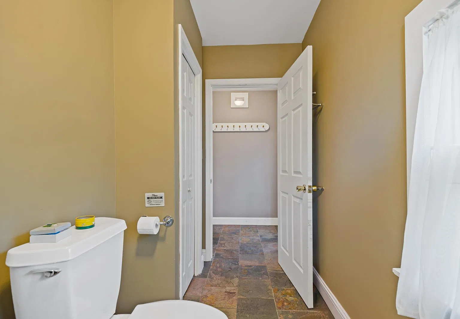 3 bed, 1481 sqft, $2,700 — Photo 3