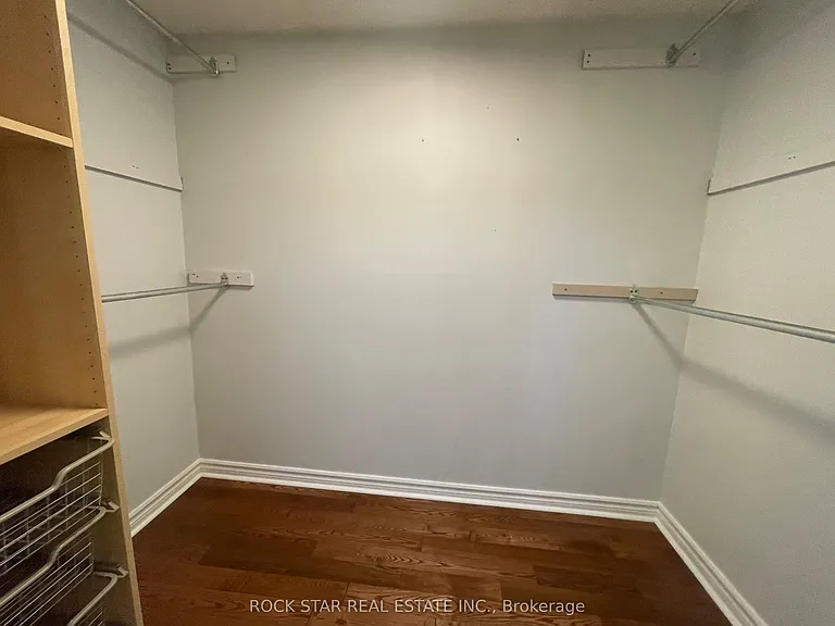 106 Milbourne Cres — Photo 19