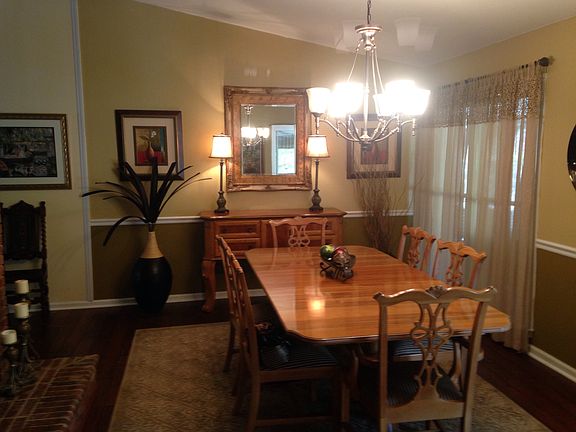 4th image of 2879 Brookridge Dr