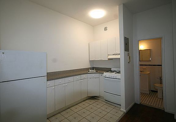 3rd image of 409 E 82nd St APT 2B