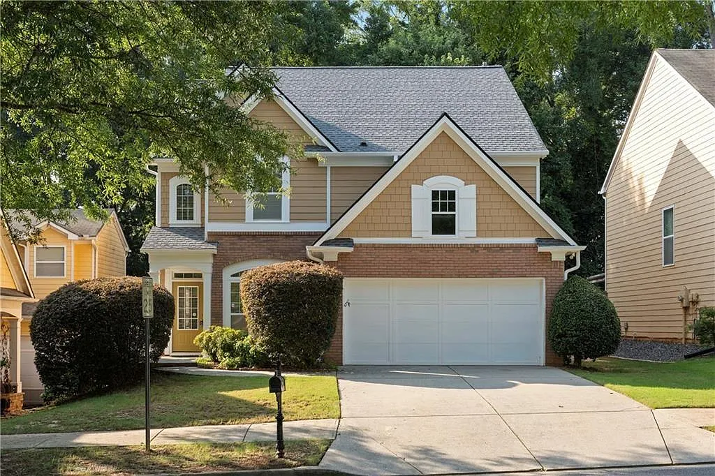 4 bed, 3.0 bath, 2238 sqft, $2,800 — Photo 1