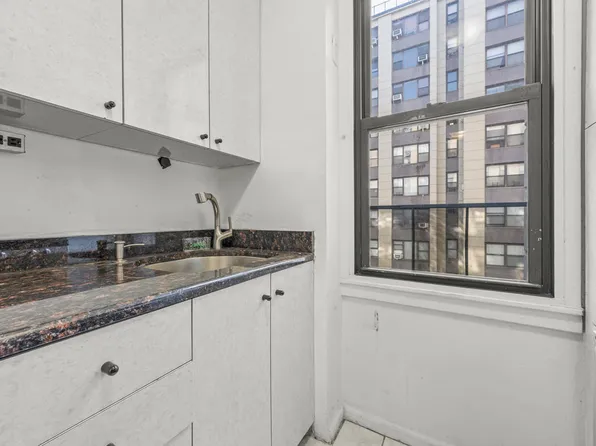 98-26 64th Avenue image 11 of 13