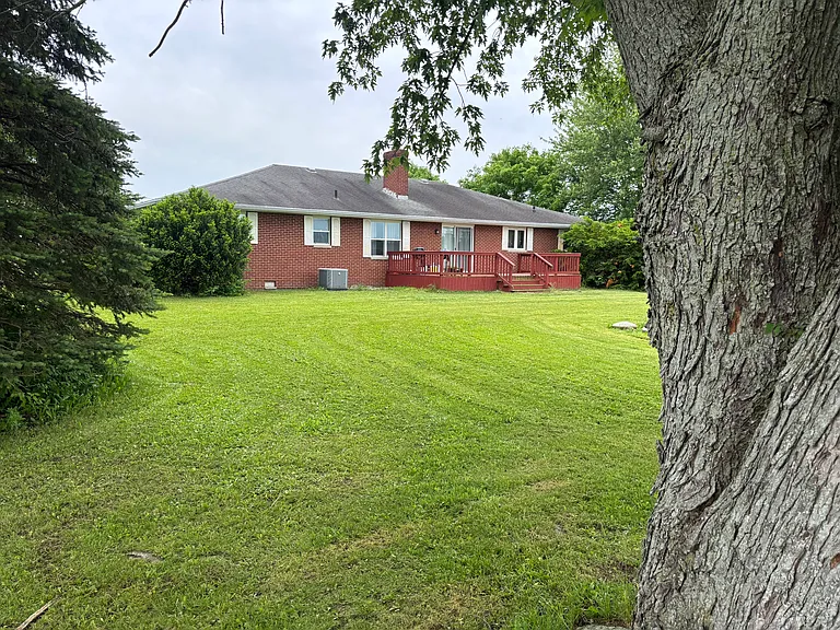 5400 Agerter Rd — Photo 4