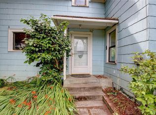 16603 W Kamb Rd, Mount Vernon, WA 98273