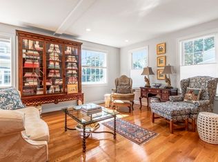 155 Green St #4, Marblehead, MA 01945