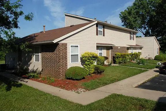 2nd image of 1315 E 89th St #1225