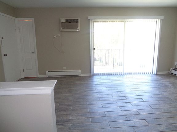 3rd image of 8139 W 83rd Pl #3E