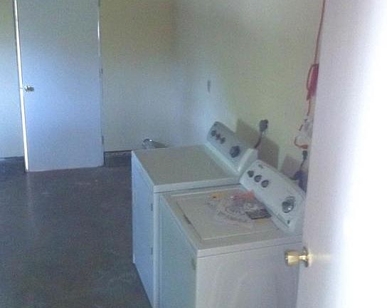 5th image of 3978 La Mesa Ln