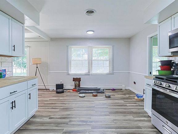 5th image of 61594 Elderberry Ln