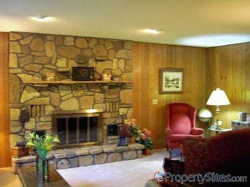 2nd image of 214 Pinewood Dr