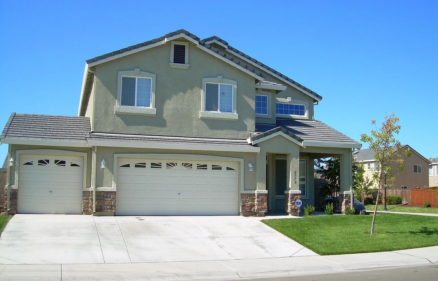 2772 Screech Owl Way photo 1