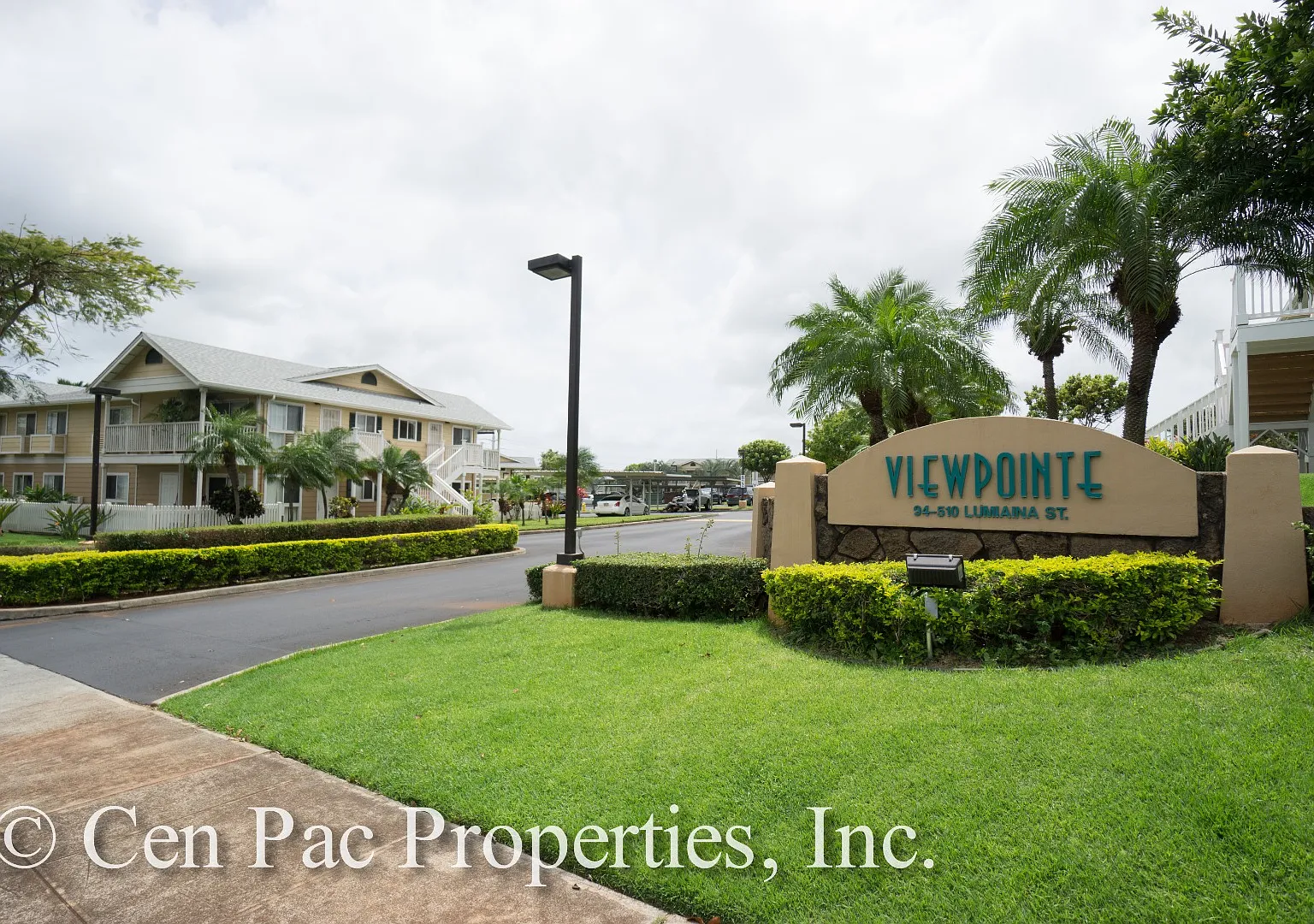 2 Bed/2 Bath/ 2 Parking Stalls - Close to Waikele Shopping Center and Bus Line — Photo 1