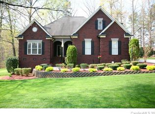 6601 Fox Ridge Cir, Davidson, NC 28036