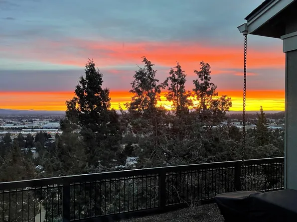 3038 NW Butte View Dr, Bend, OR 97703