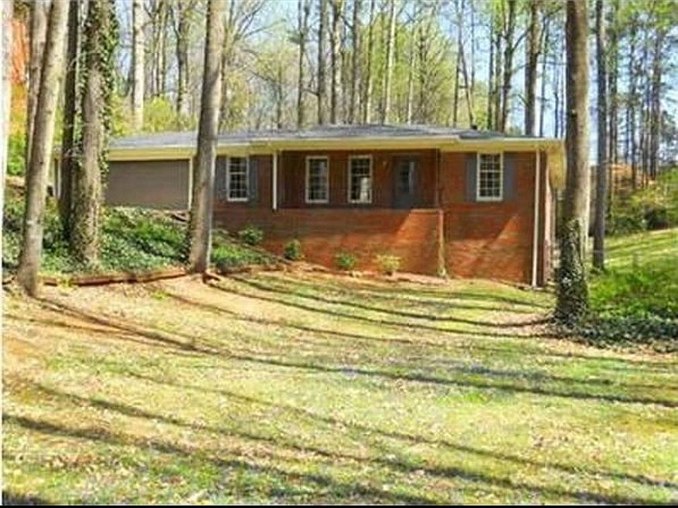 1st image of 1932 Barrett Dr