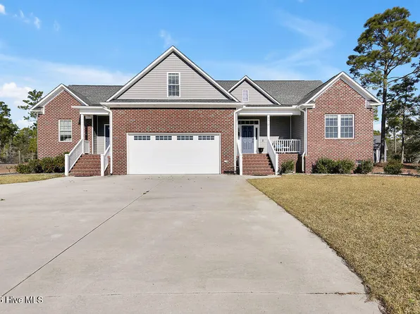 570 Virginia Road, Southport, NC 28461