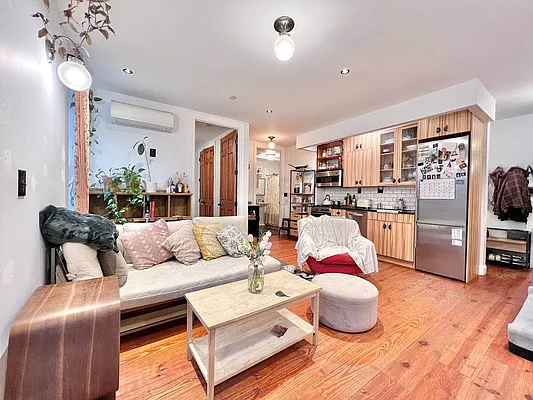 Rented by Doorway NYC, LLC | media 9