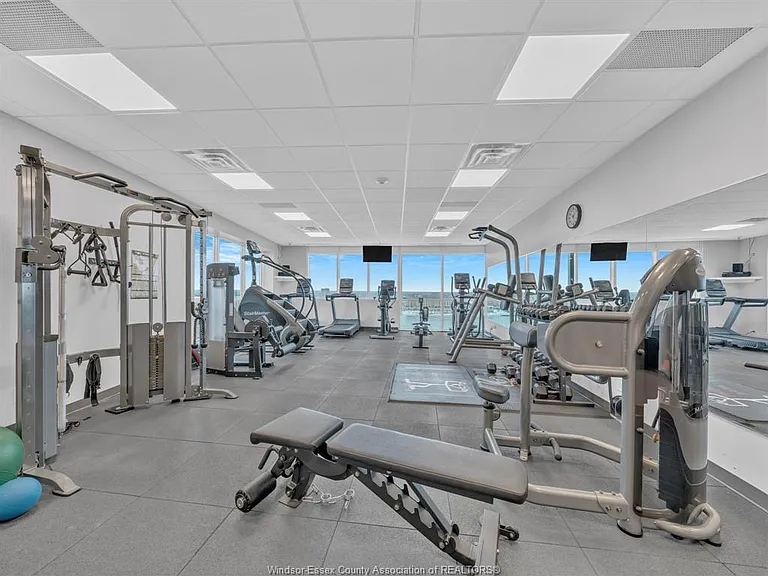 1225 Riverside Dr E #1007 — Photo 30
