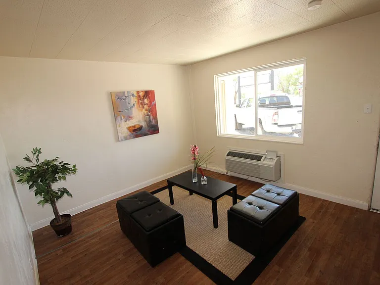 1600 North Ave — Photo 13