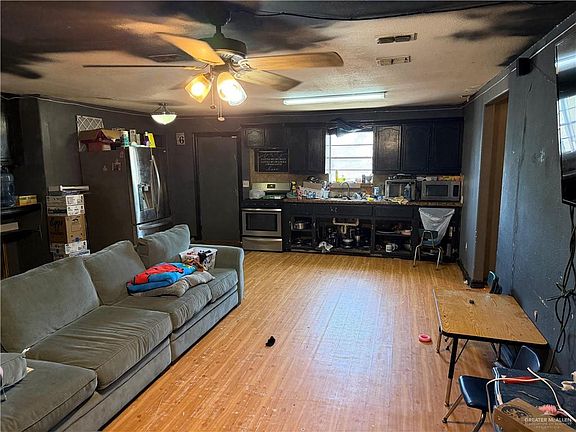 5th image of 4901 N Denkhaus Blvd