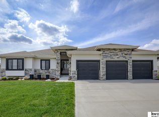 10802 S 175th Ave, Omaha, NE 68136