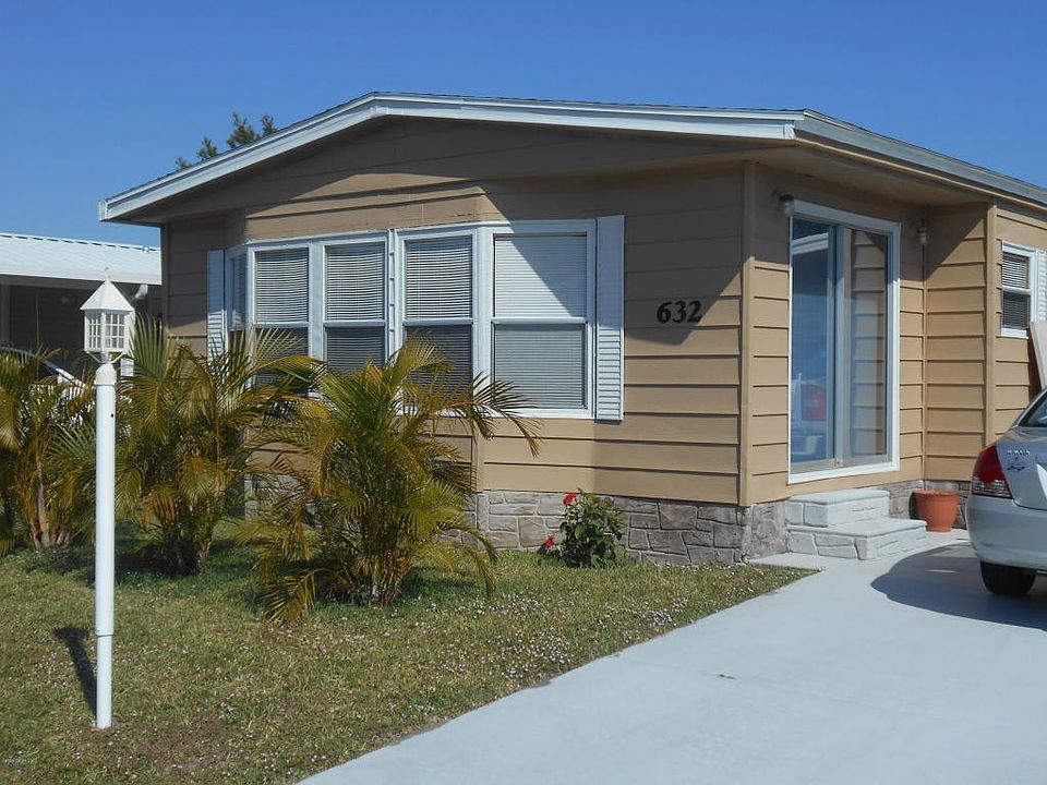 1st image of 632 Puffin Dr