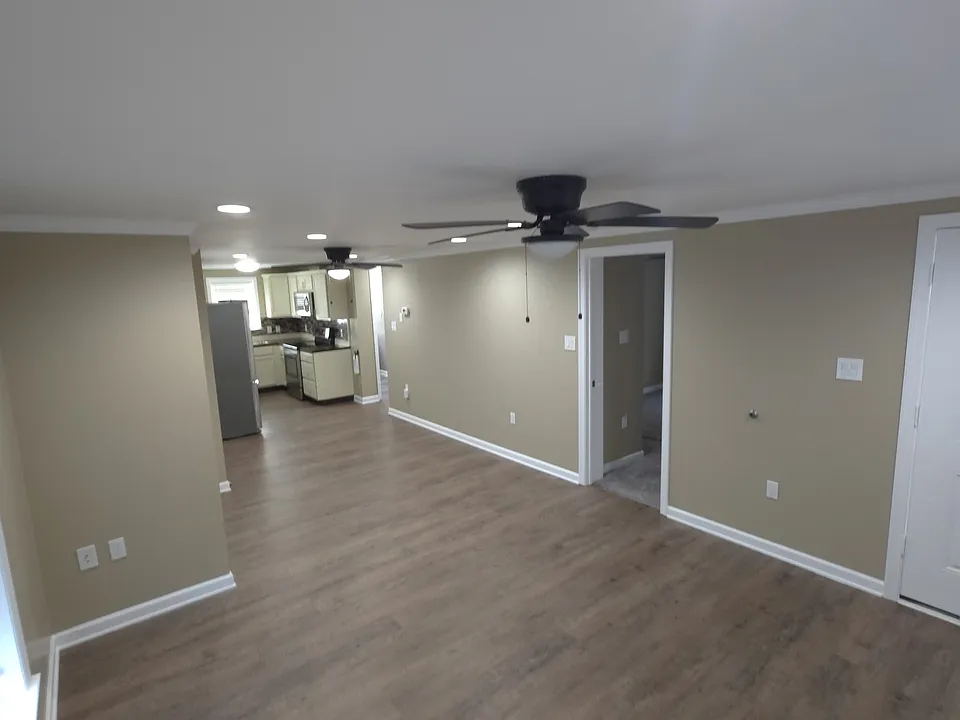 110 Sayles Ave #A