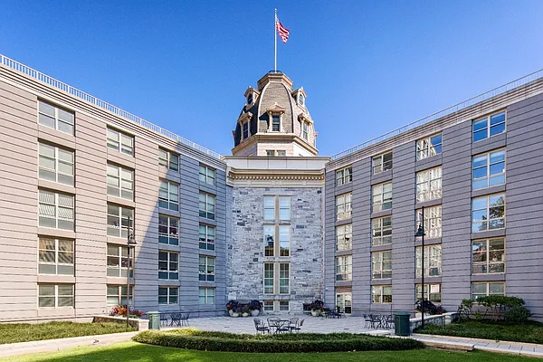 Rented by Bozzuto Management | media 139