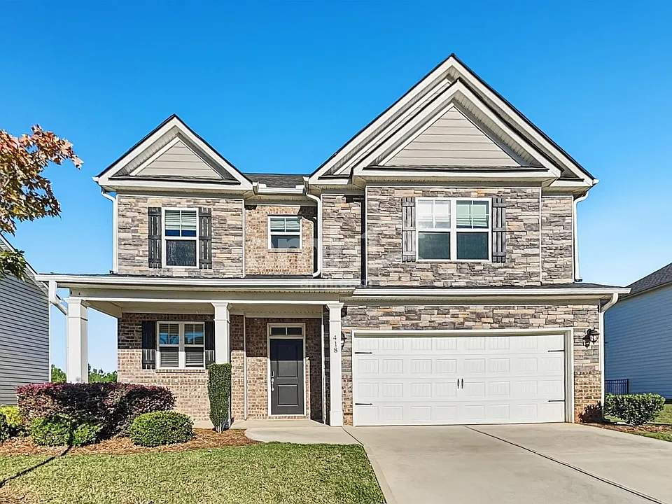 418 Levon Ct