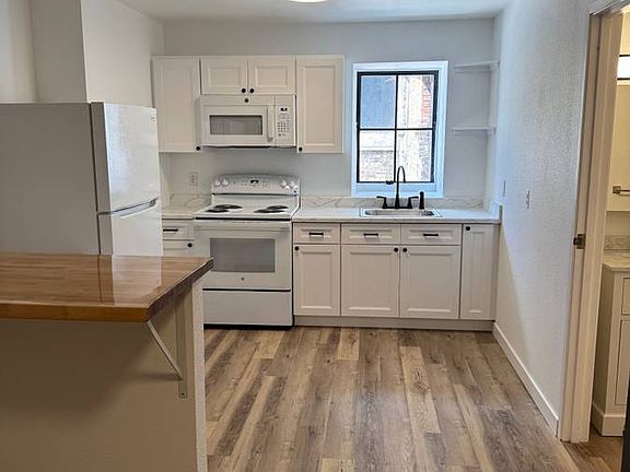 4th image of 17 SW 2nd Ave APT 308