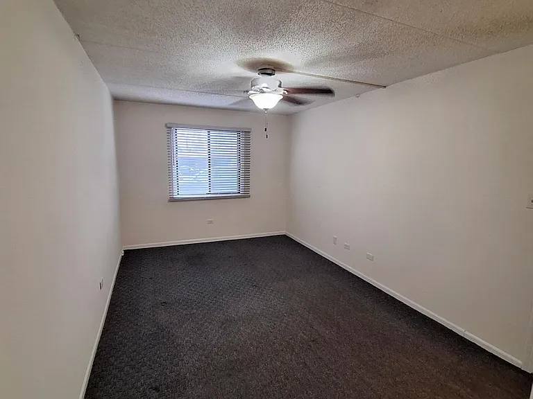 10501 S Highland Rd #104C — Photo 4