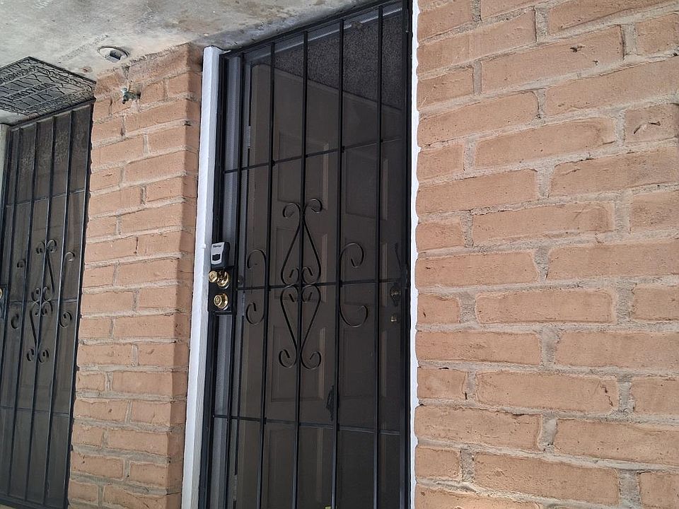1st image of 4136 N Thesta St APT 9