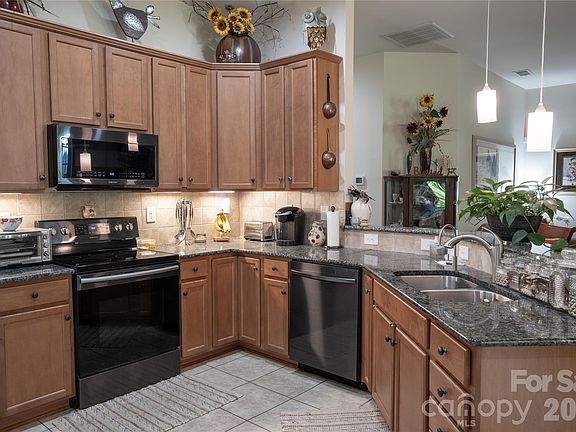 2nd image of 7661 Sellers Way