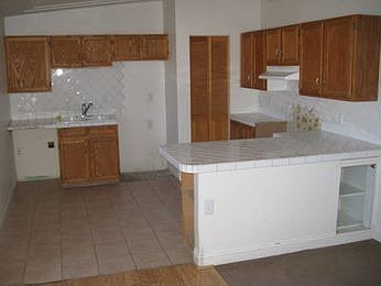 2nd image of 1818 Shaner Ln