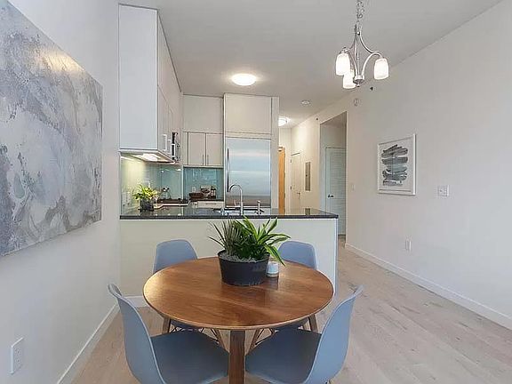 4th image of 333 Main St Unit 9F