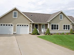 6364 Summerside Dr, Alanson, MI 49706