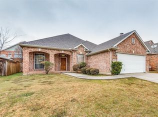 524 Palomino Way, Grand Prairie, TX 75052
