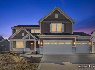 7882 Woodhurst Dr NE, Rockford, MI 49341