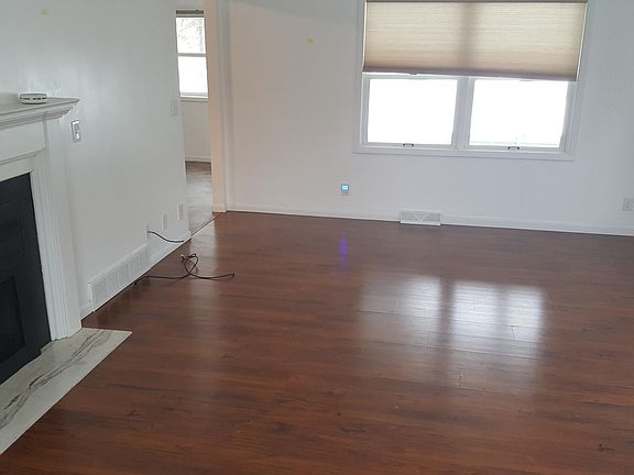 5th image of 4118 River Bend Dr SW