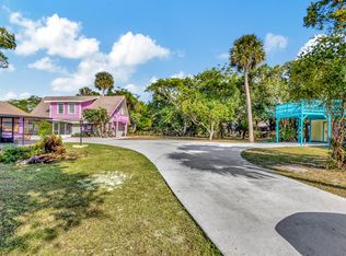 8225 S Indian River Dr #8225, Fort Pierce, FL 34982