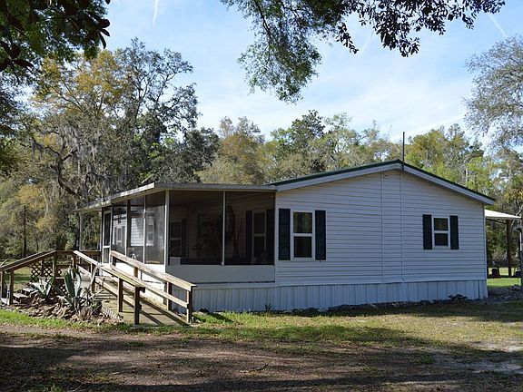 4th image of 8371 NW 60th Ave