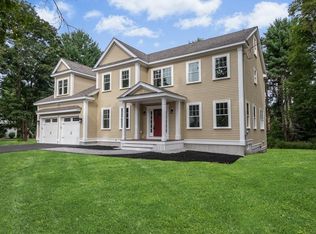 822 Barretts Mill Rd, Concord, MA 01742