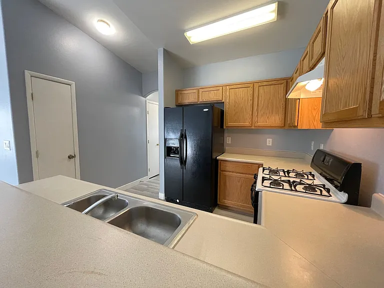 6532 Charlie Chaplin Ave #101 — Photo 11