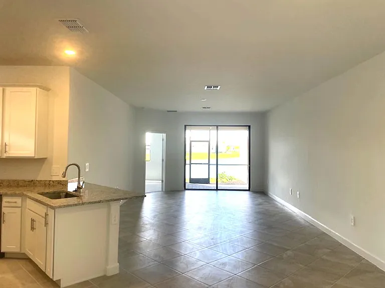 5316 Crystal Harbor Cv — Photo 8