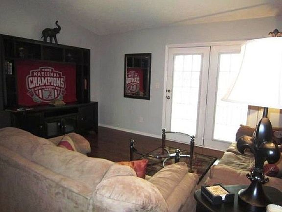 2nd image of 120 15th St E APT 417