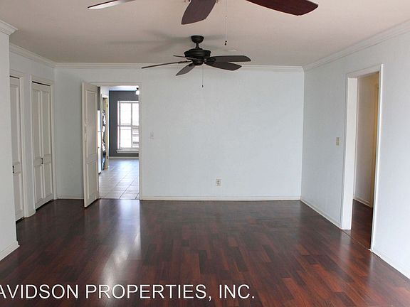 5th image of 7926 Broadway St APT 104